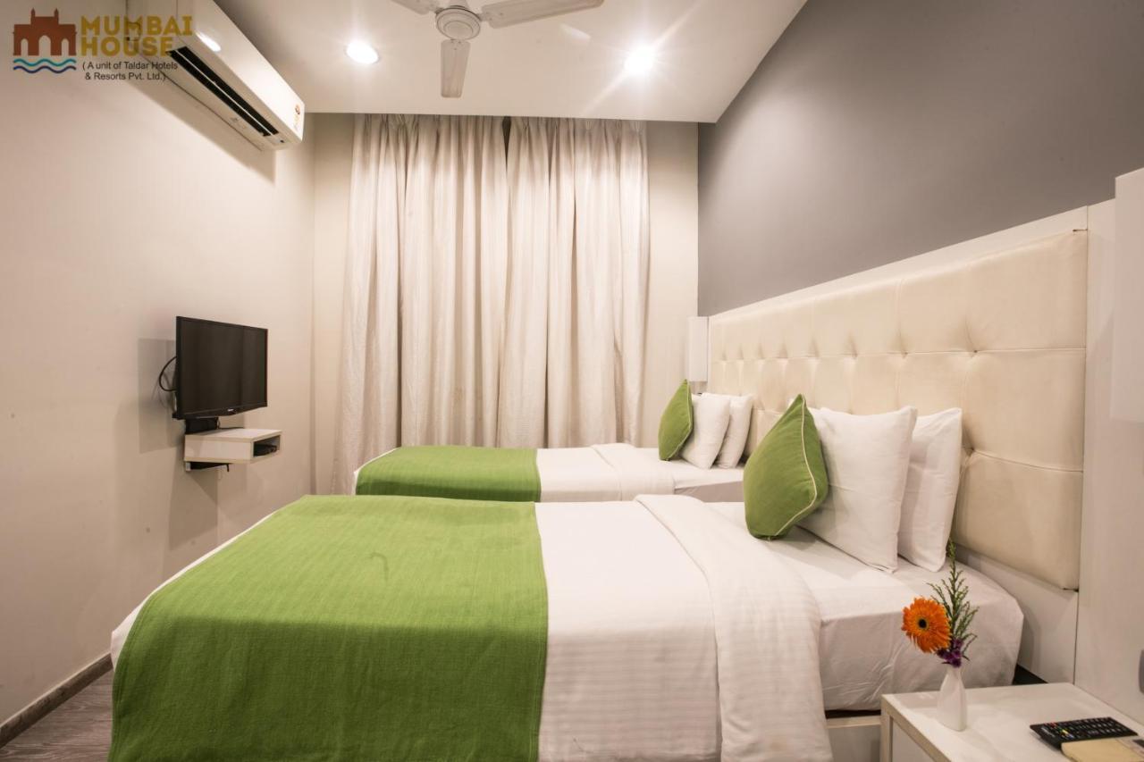 Hotel Mumbai House Airoli, 나비뭄바이 외부 사진