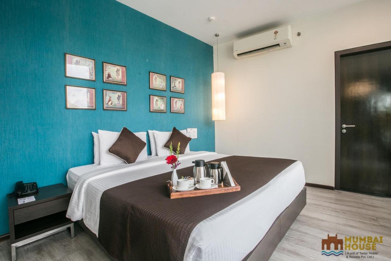 Hotel Mumbai House Airoli, 나비뭄바이 외부 사진